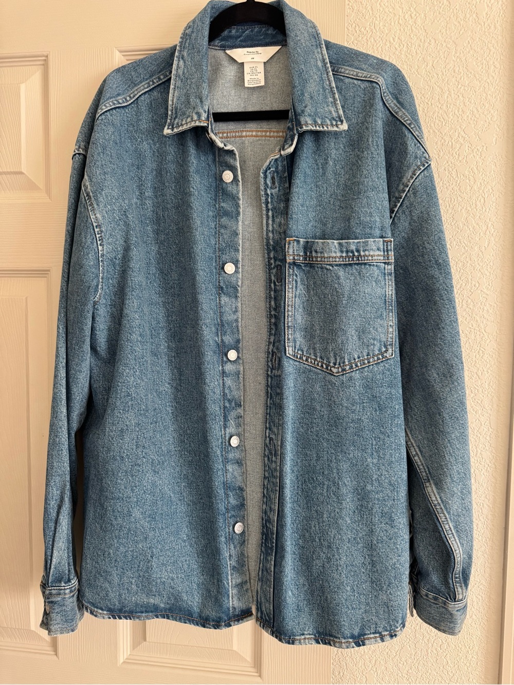 H&M Men's Light Blue Oversized Denim Jacket Shirt